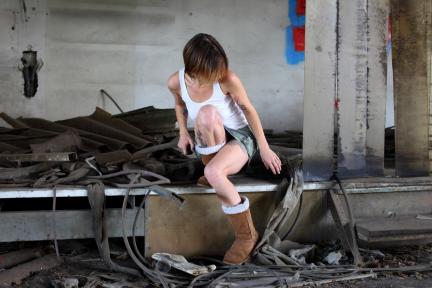 בוקר במפעל הנטוש